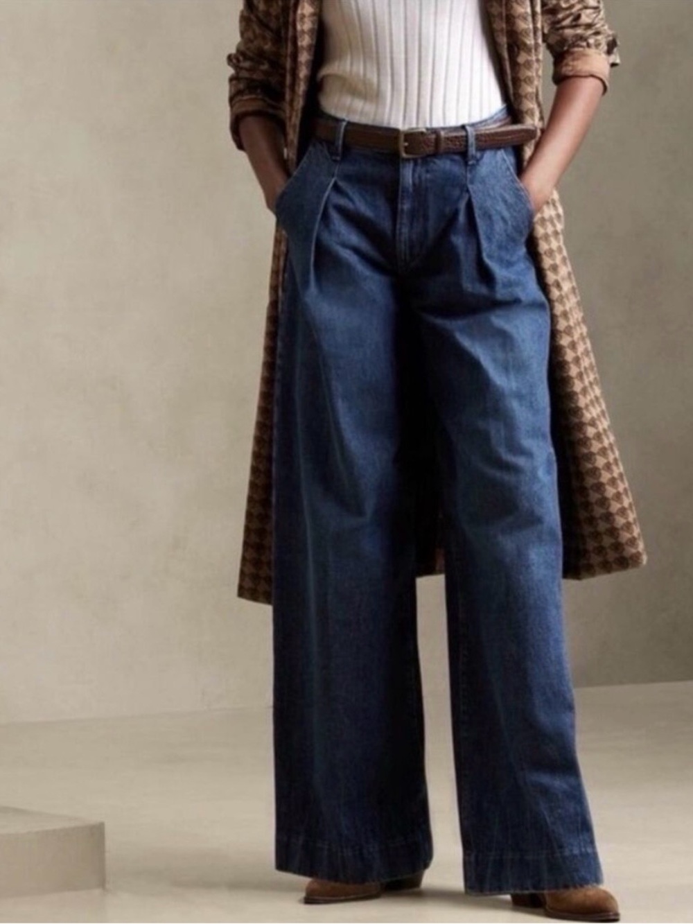 Banana Republic High Rise Relaxed Wide Leg Pleated Jeans Womens Size 29
